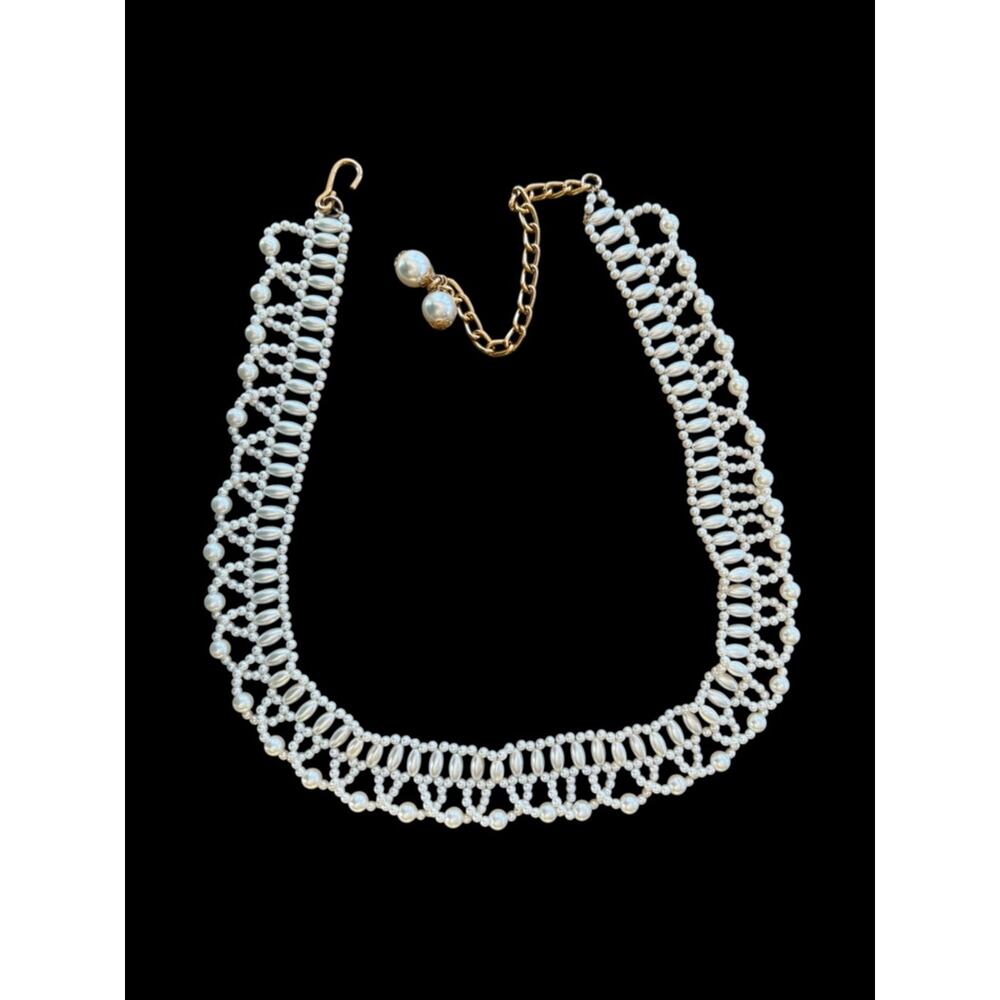 Vintage 1980s Faux Pearl Beaded Belt White Waist Chain XS S Bridal Cottagecore - Picture 2 of 4
